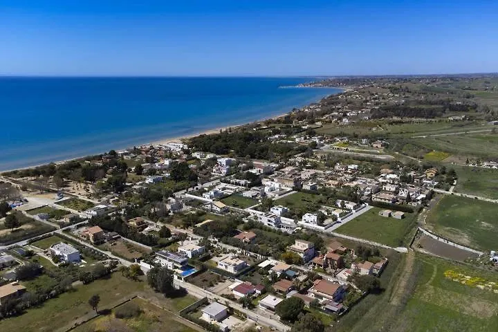 Casa Vacanza Bandiera Blu Menfi 0*,  Ιταλία